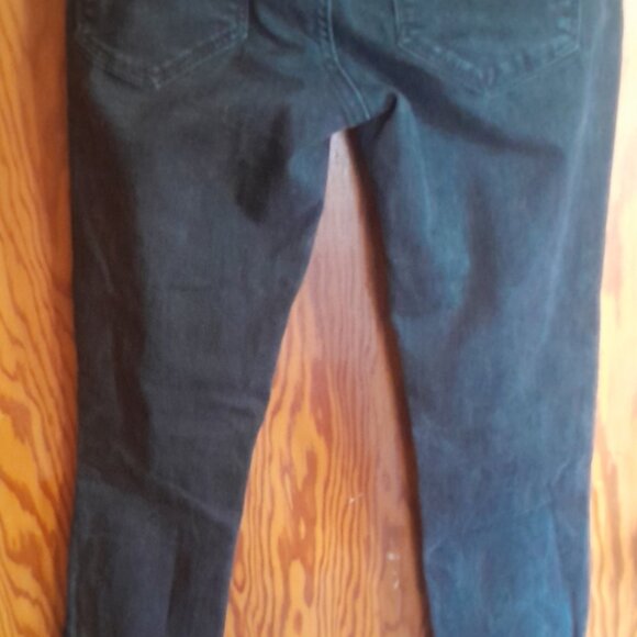 Women's distressed jeans - Picture 3 of 3